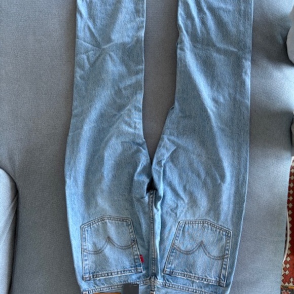 NWT Levi’s Jeans - Picture 2 of 4
